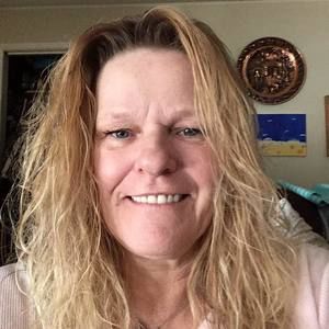 Meet your Posher, Carla